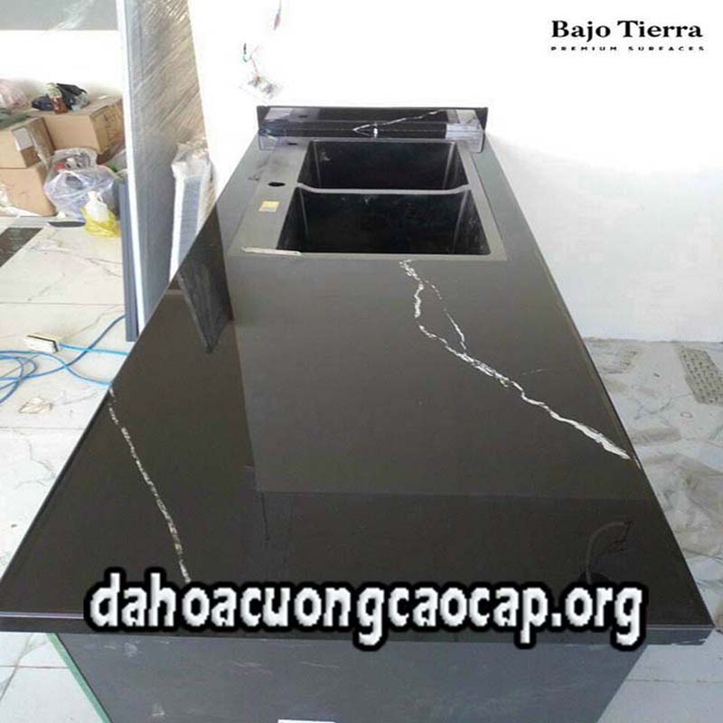 Đá hoa cương bếp