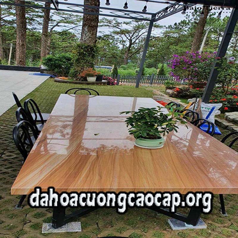 Đá hoa cương bếp