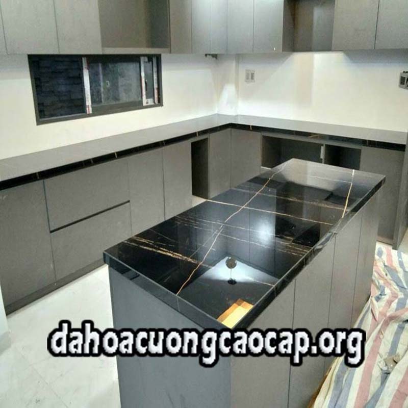 Đá hoa cương bếp
